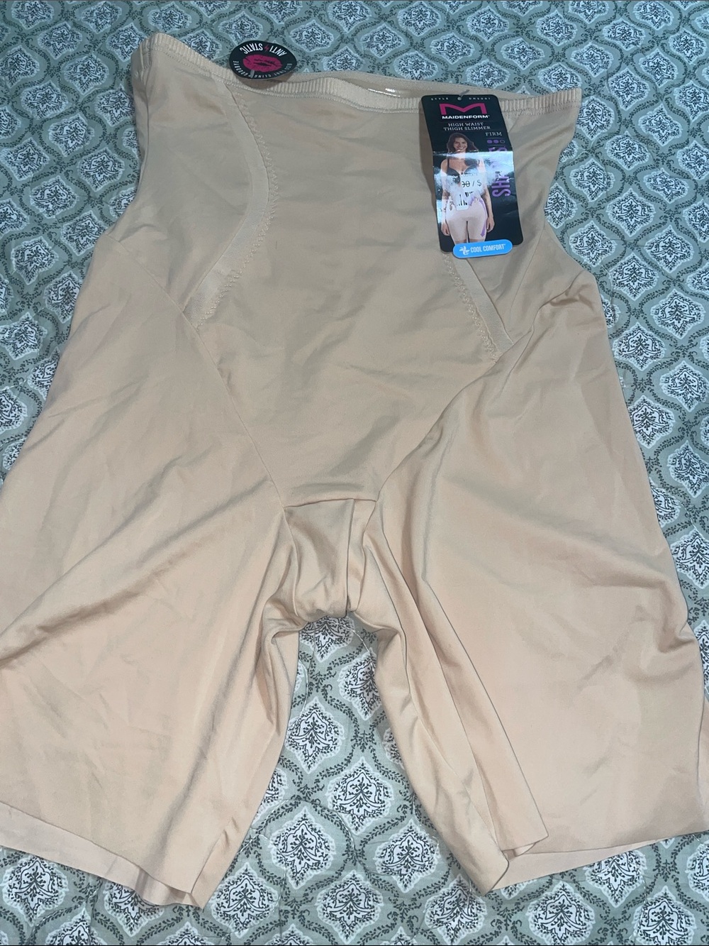 BNWT Maidenform Nude High-Waist Shaping Shorts, size XL